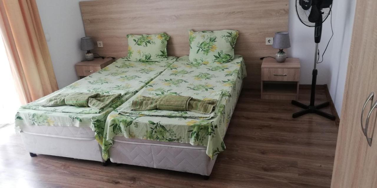 Guest House Ares Созопол Екстериор снимка