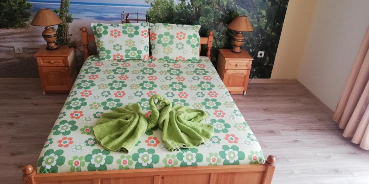 Guest House Ares Созопол Екстериор снимка